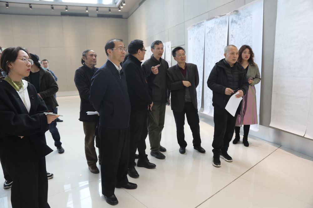 “百年江苏”大型美术精品创作工程观摩指导会（省直、南京）在省文联举行