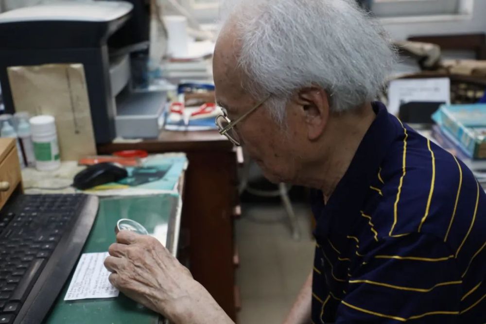 4点多起床,每天工作10小时,86岁科学家这么拼?