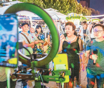 月活设备超2亿用户体验率超50 你喜欢在线k歌吗 新闻频道 长城网 月活设备超2亿用户体验率超50 你喜欢在线k歌吗 新闻频道 长城网