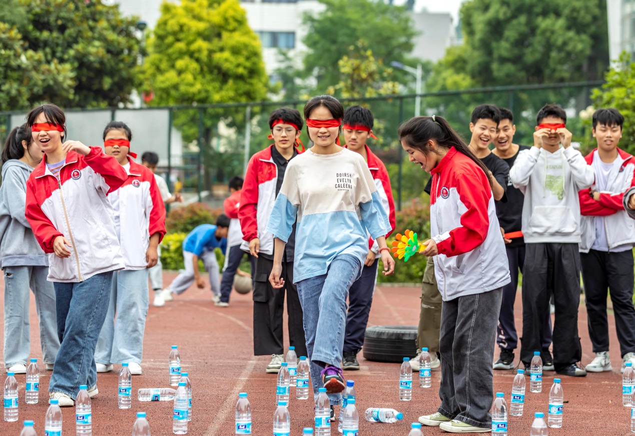 罗田县育英高级中学图片