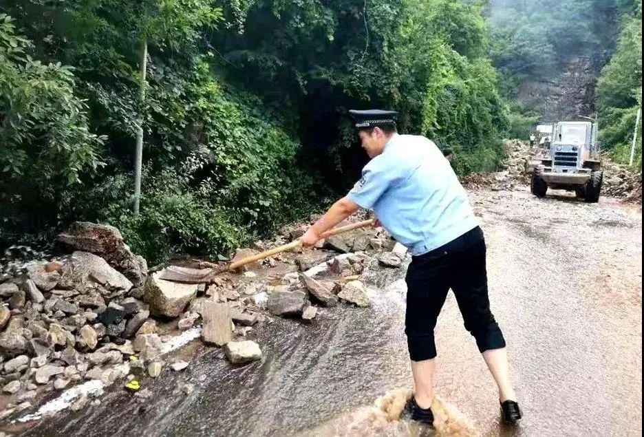 山西阳城：洪灾中的“逆行者”|ag九游会登录j9入口(图8)