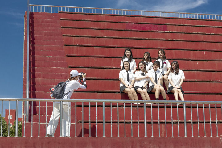 新华社中国故事丨别样毕业季