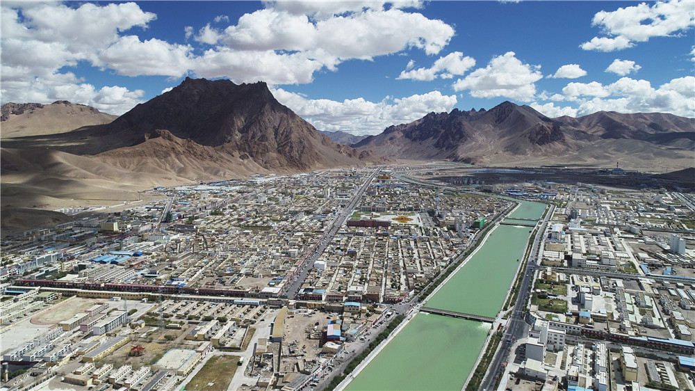 西藏阿里地区一景(2018年9月10日摄,无人机照片)