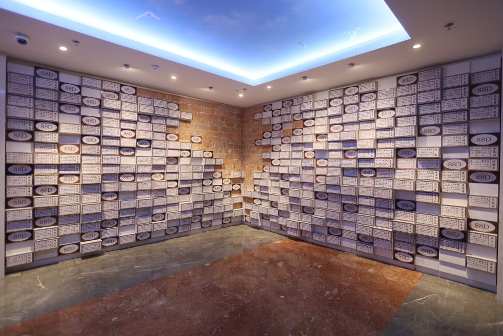 9月16日在四行仓库抗战纪念馆拍摄的英名墙.