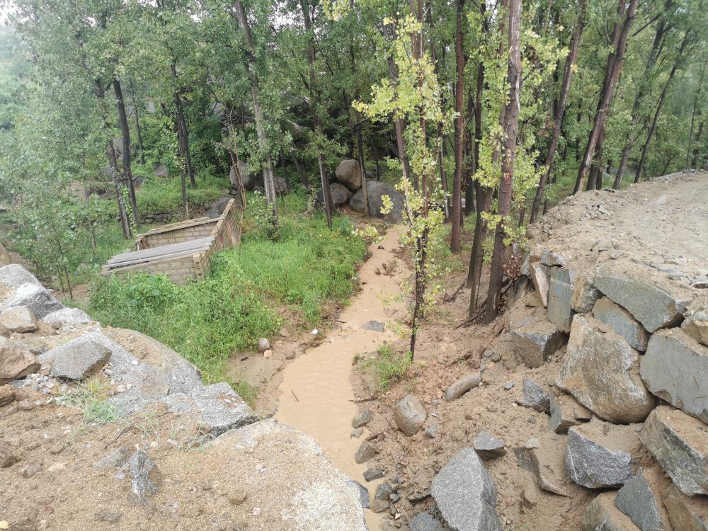 山东济宁：已关矿山“死而复活” 面积扩大十几倍