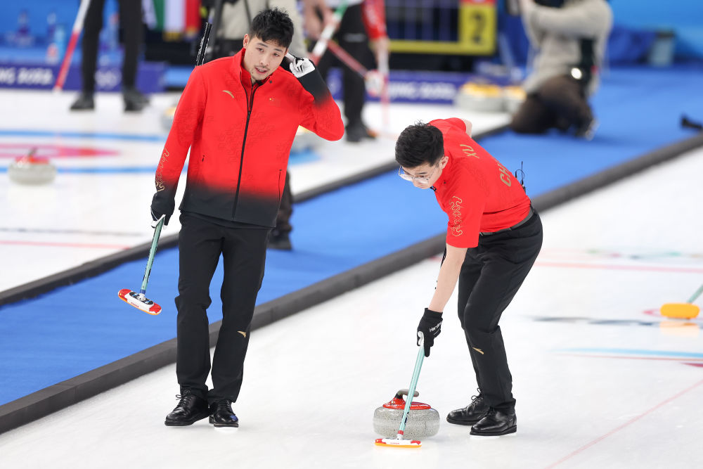 |冬奥会男子冰壶循环赛中国队5：4战胜丹麦队